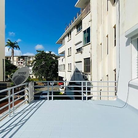 Le Sunshine - Au Coeur Du Centre Ville De Pointe- A- Pitre - Proche De Tout Avec Sa Grande Terrasse Ensoleillee Eksteriør bilde